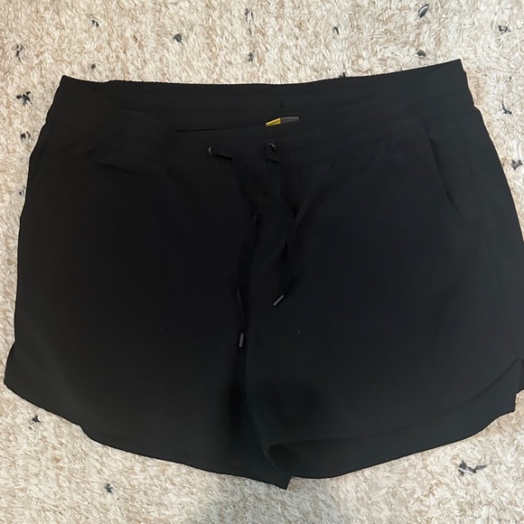 Eddie Bauer Drawstring Shorts - Picture 1 of 3